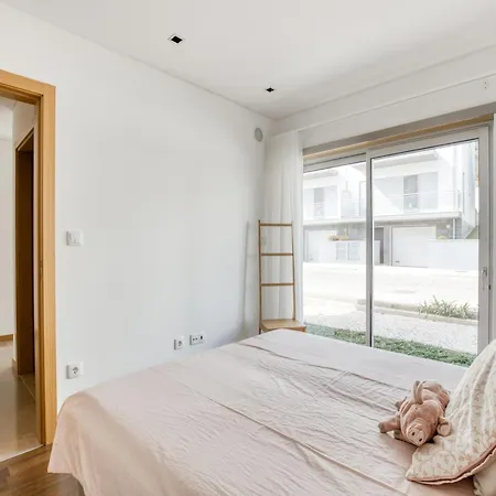 Holiday home Modern With Pool And Barbecue