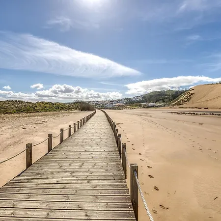 Modern With Pool And Barbecue Holiday home *