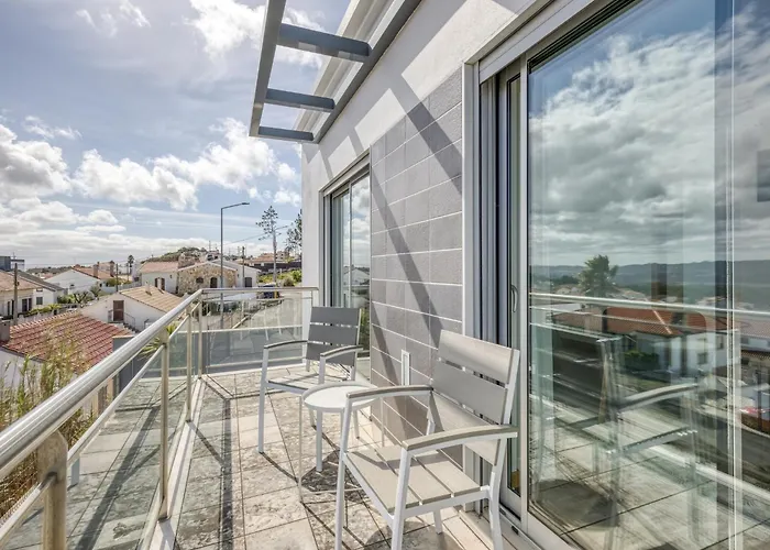 Modern With Pool And Barbecue Casa vacanze Salir de Porto